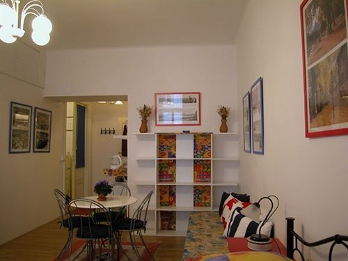Pragues Rainbow Guest House Esterno foto